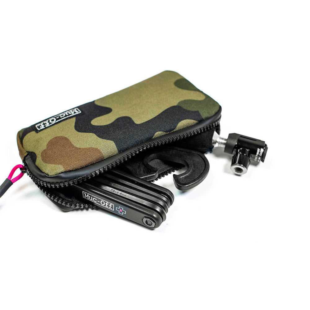 MUC-OFF ESTUCHE PARA ARTICULOS ESENCIALES – CAMUFLAGE