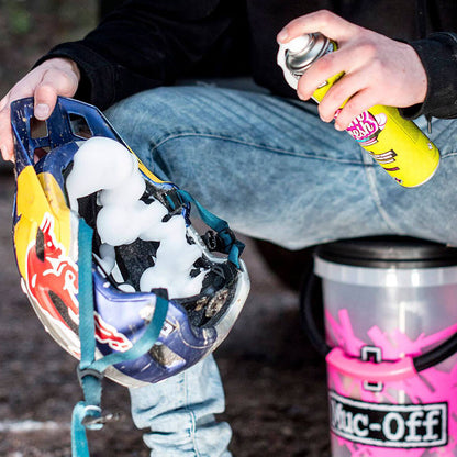 MUC-OFF LIMPIADOR MULTIUSOS ESPUMA CITRICO – 400ML