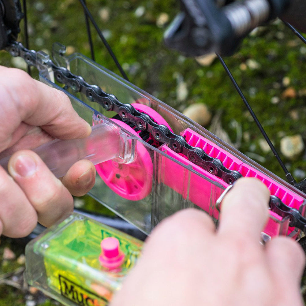 MUC-OFF MAQUINA LIMPIA CADENA X-3