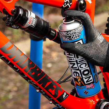 MUC-OFF SPRAY ABRILLANTADOR DE BICICLETA – 500ML