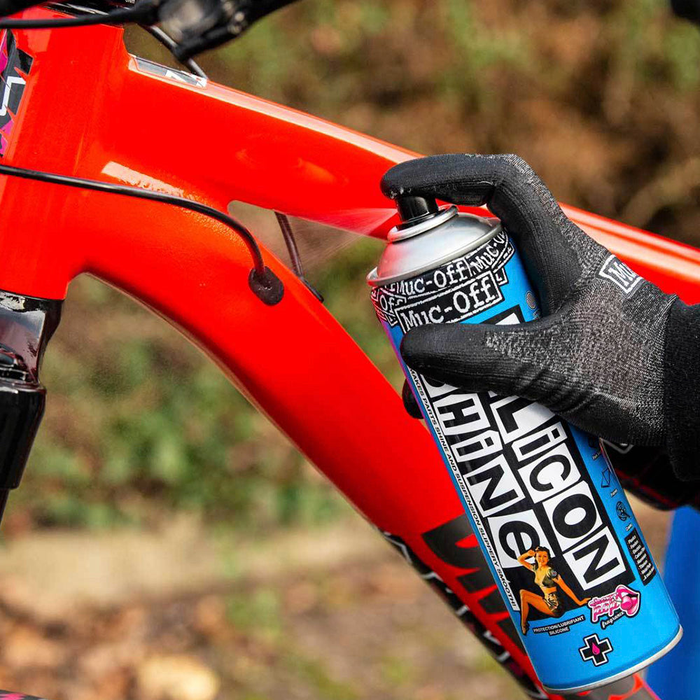MUC-OFF SPRAY ABRILLANTADOR DE BICICLETA – 500ML