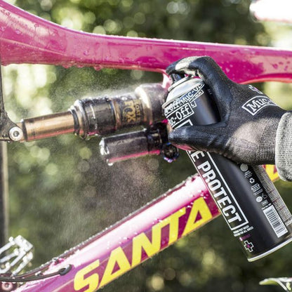 MUC-OFF SPRAY PROTECTOR DE BICICLETA –500ML